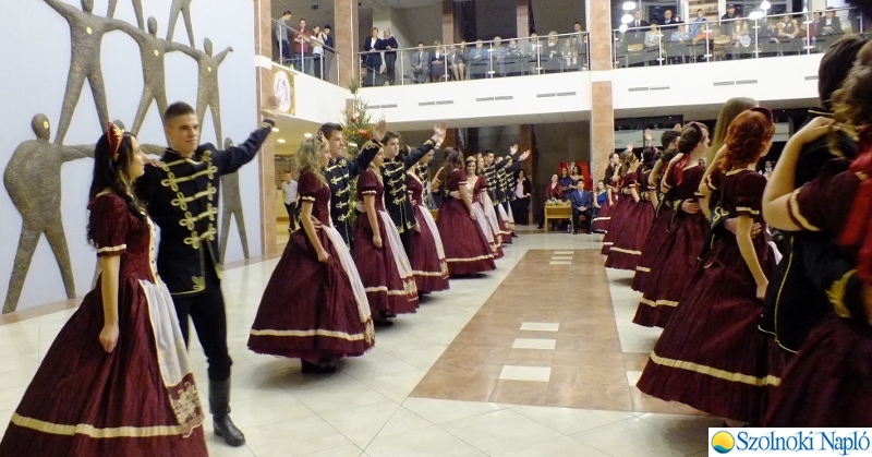 20121217114406-dscf3235--800x419-