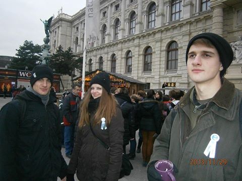 img-3