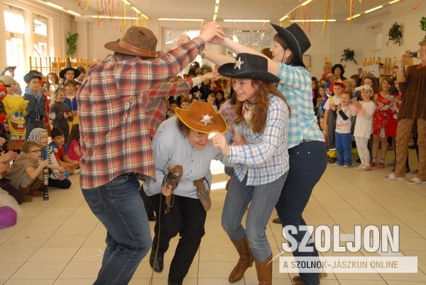 2730459_CSI_6247_resize
